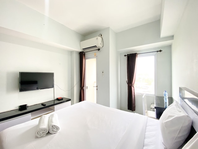 ベスト ディール アンド コージー スタジオ タマンサリ マホガニー カラワン アパートメント