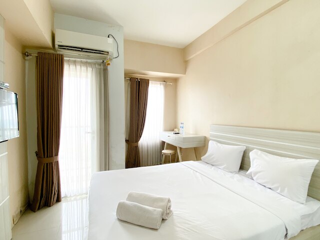 コージー ステイ スタジオ タマンサリ マホガニー カラワン アパートメント