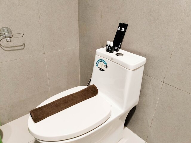 コンフォート アンド シンプリー1 1ッドーム アット パトラランド アマルタ アパートメント