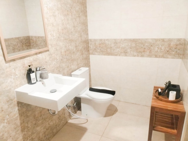 ゴージャス アンド ホーミー11ッBR マタラム シティ  アパートメント