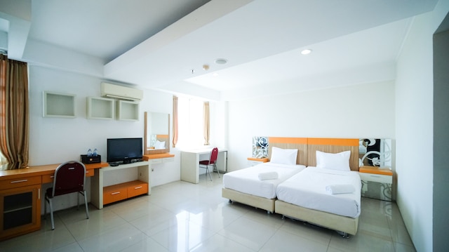 ストラテジック スタジオ  アパートメント  アット ハイ ポイント サービスド