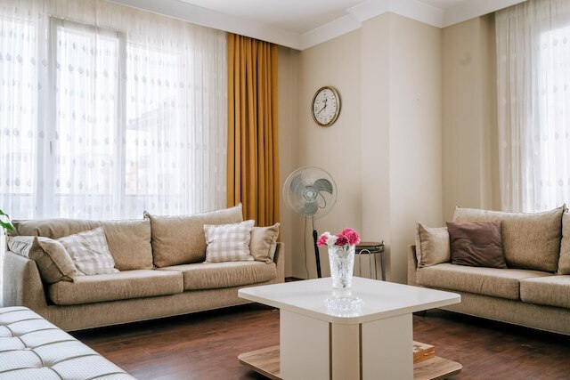 ラブリー フラット W バルコニー 10 ミン トゥ モダ コースト