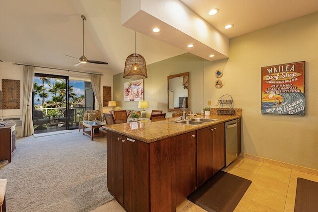 グランドチャンピオンズ 40 2 ベッドルーム コンド