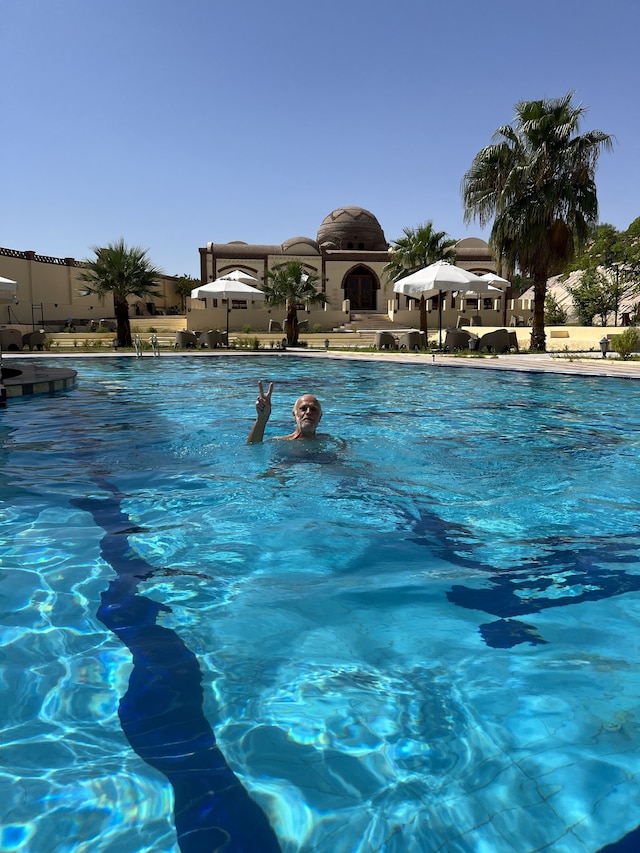 エルファードゥスオアシスホテル