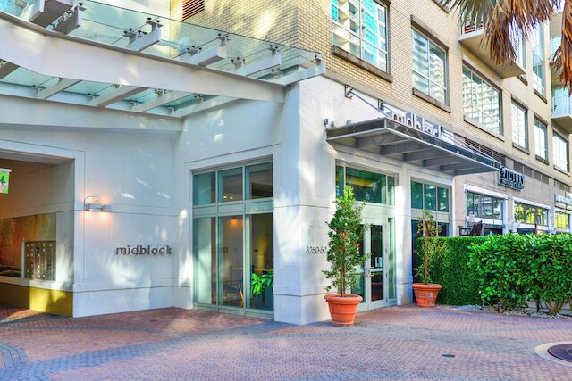 スタイリッシュ コンドス イン ミッドタウン マイアミ