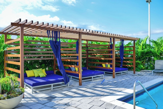 スタイリッシュ コンドス イン ミッドタウン マイアミ