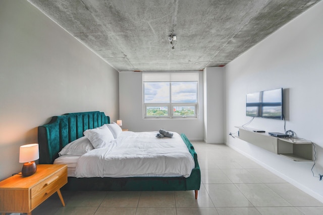 ミッドブロックでの素敵なコンド | プール&駐車場