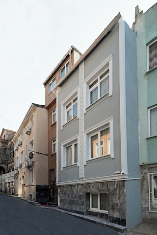 カーヴァン ホテル