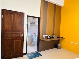 Time Hostel Jincheng Station Branch