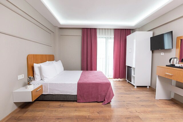 リアスイーツホテル