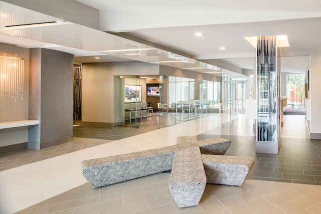 トレンディnエクスクルーシブアプトatクリスタルシティ