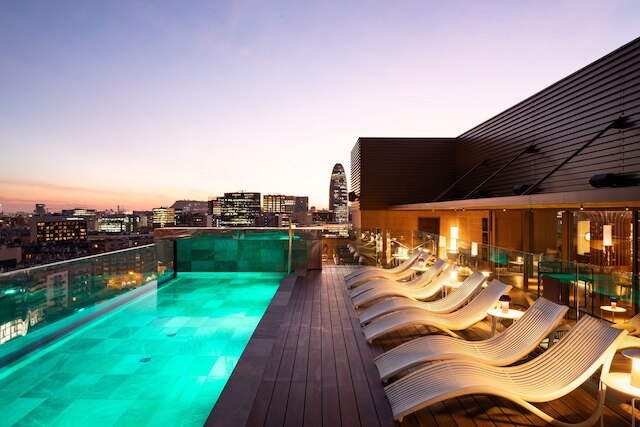 ラトウェンティトウォ バルセロナ トリビュート ポートフォリオ ホテル