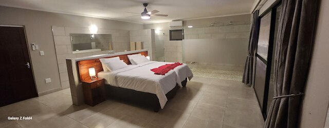 サンドルワミブッシュロッジアンドスパ