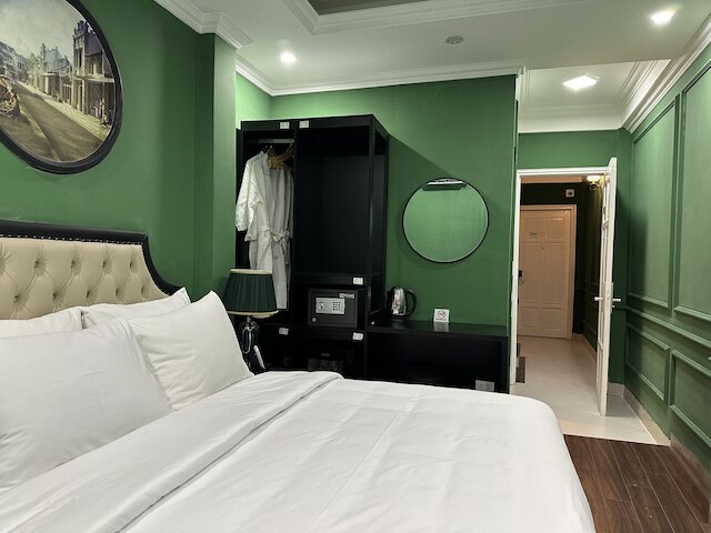 マデリーズ アドラ ホテル