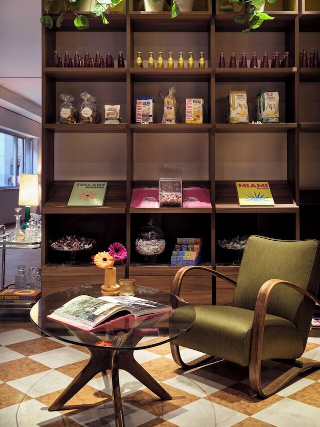 マックスブラウンホテルミッソリ、シルコールコレクションの一部