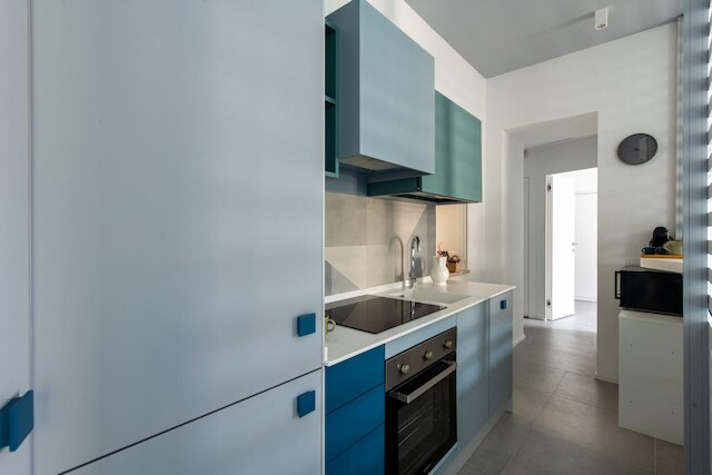 アズール ウィズ バルコニー アラ カラ