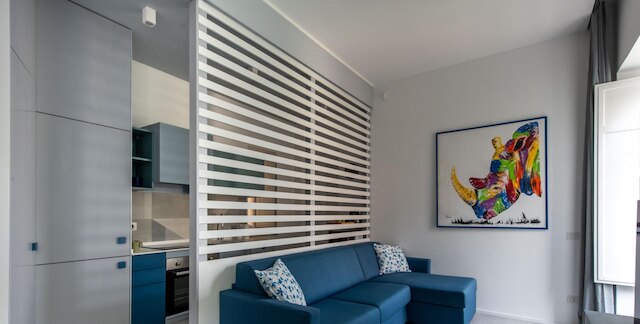 アズール ウィズ バルコニー アラ カラ