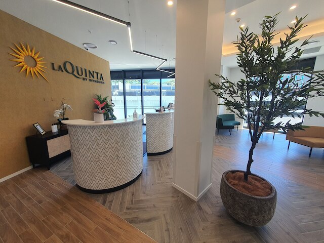 ラ キンタ バイ ウィンダム エラーズリー オークランド