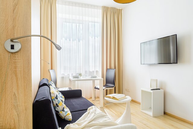 ショートステイポーランドアレイェ・ジェロゾリムスキー