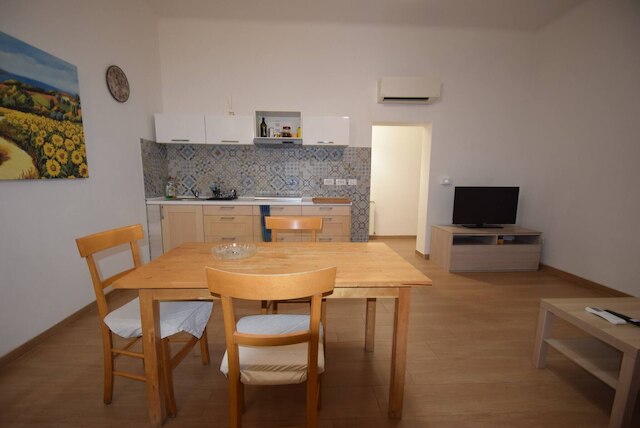 ヴィチーノ オスペダール エ アエロポルト ヌム92867