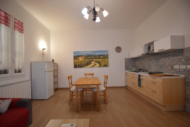 ヴィチーノ オスペダール エ アエロポルト ヌム92867