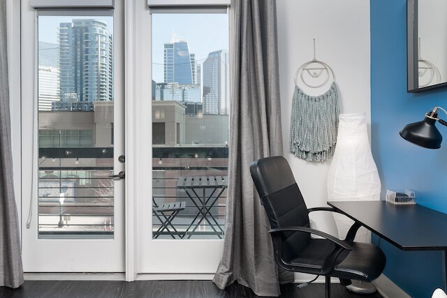 ラグジュアリー サービスド アパートメント イン アップタウン CLT