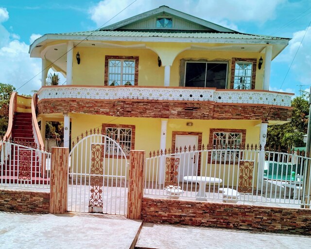 1st フロア 1 ベッドルーム , コンフォータブリー スリープス 4