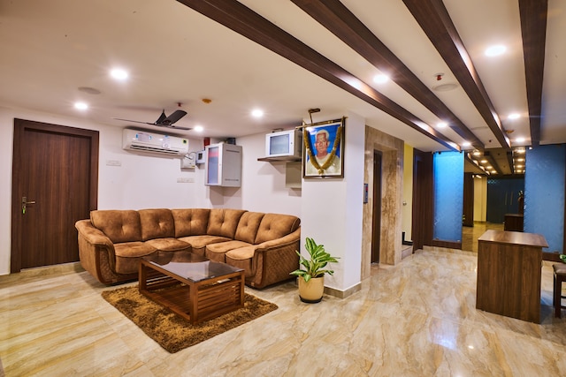 ホテル AKMG タワーズ