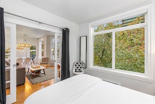 ザ コーナー ネスト アット ベルタウン