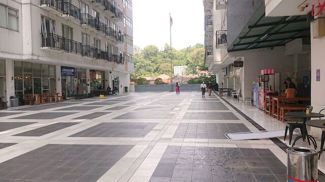 コレクション O 92981 アパートメン ザ ジャルディン バイ ゴールド スイーツ プロパティ ニア STEI ITB: セコラ テクニク エレクトロ ダン インフォルマティカ ITB