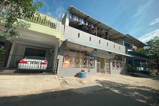 ホテル O イナラ ホームステイ