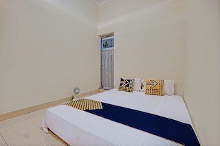 スポット オン 92934 ヌサンタラ シャリア