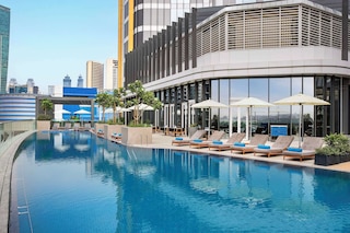 ヒルトン ガーデン イン ドバイ ビジネス ベイ