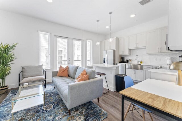 プライム ウェスト ダウンタウン スタジオ ウィズ ウォッシャー ドライヤー