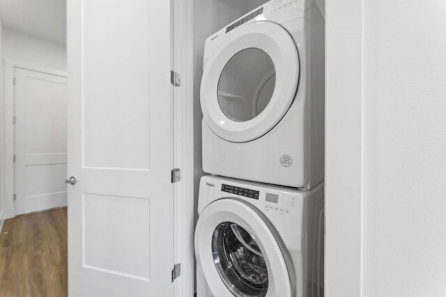 セリーン ウェスト ダウンタウン スタジオ ウィズ ウォッシャー ドライヤー