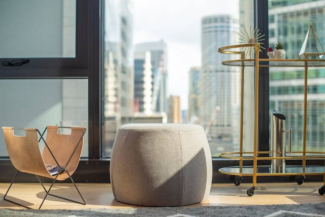 メタワイズ シドニー CBD ラグジュアリー コージー 2ベッド アパートメント