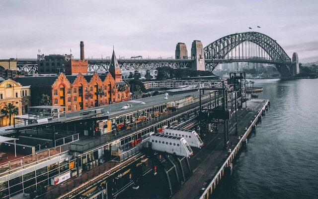 メタワイズ シドニー CBD ラグジュアリー コージー 2ベッド アパートメント