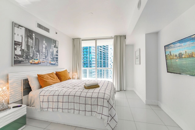 ラグジュアリー コンドズ ウィズ パノラミック ビューズ