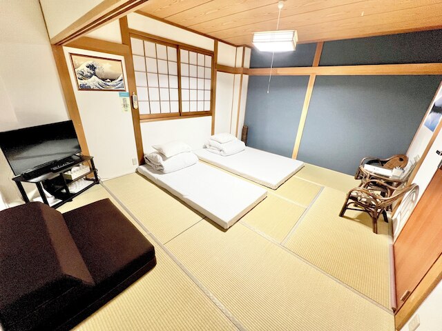 ゲストハウス レイナ