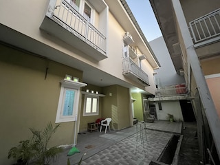 ホテル O アヌグラ ホームステイ シャリア