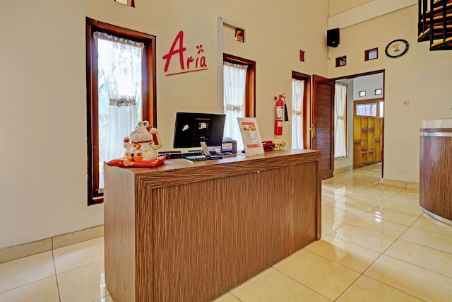 SPOT ON 92975 アリア ホステル カプセル Cihampelas