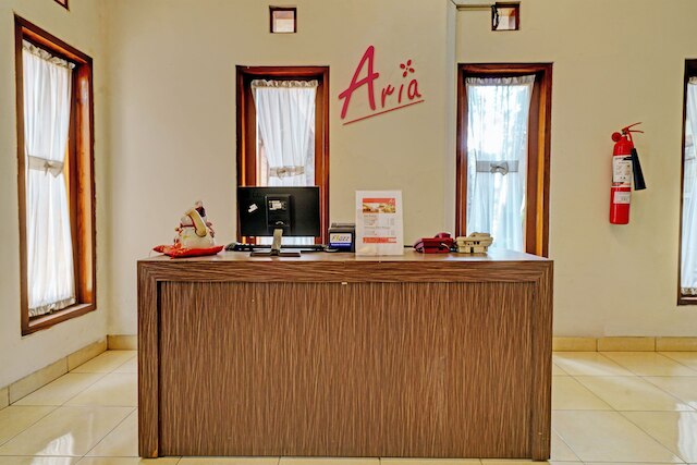 SPOT ON 92975 アリア ホステル カプセル Cihampelas