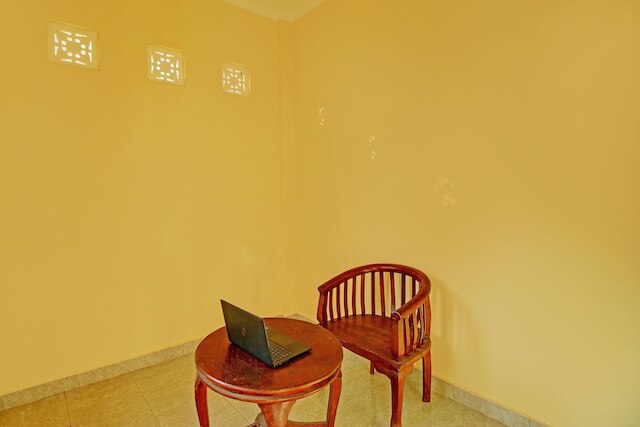 OYO  92952 ニルマラ ゲスト ハウス