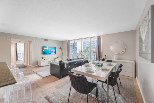 素晴らしいコンドミニアム(プール&オーシャンビュー)