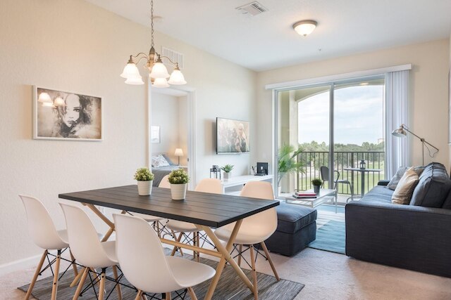 セントラル エレガンス - スペーシャス ビューティフリー デコール コンドミニアム