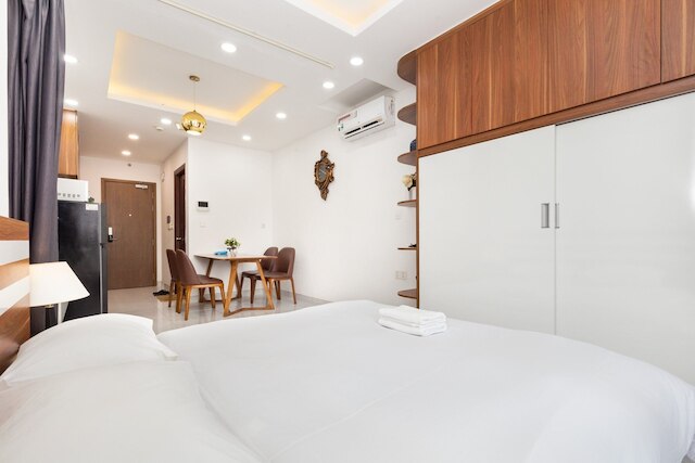 ラグジュアリーミレニアムアパートメント