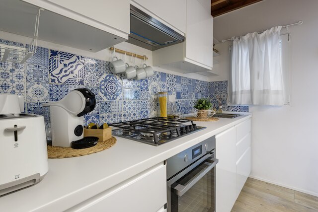 マダム ベッタ バイ メガ