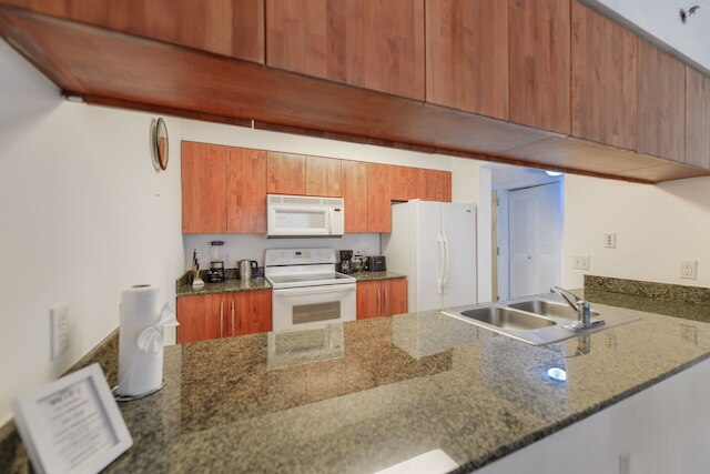 ラグジュアリースタイリッシュコンドウィズプールブリッケル