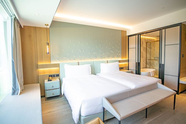 YOHO Treasure Island Hotel