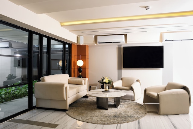 フローラル コート ホテル & レジデンス スクンビット 13